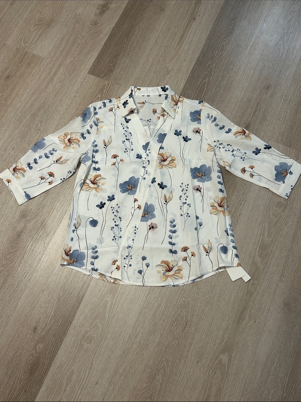 Lomon V Neck Pullover Wrap Style 3/4 Length Sleeve Floral Blouse sz Medium